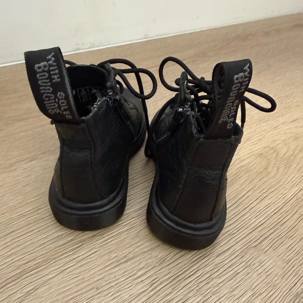 Baby/Toddler Vans Sneakers, gap ballet flats and Doc Martens - Size 4 & 5 - Picture 3 of 13